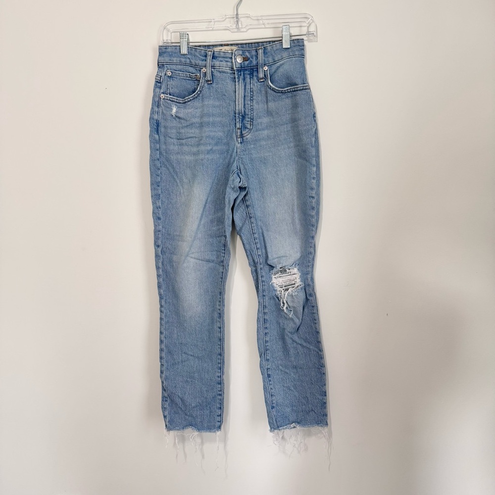 Madewell, the curvy perfect vintage jean size 25 distressed‎ light wash